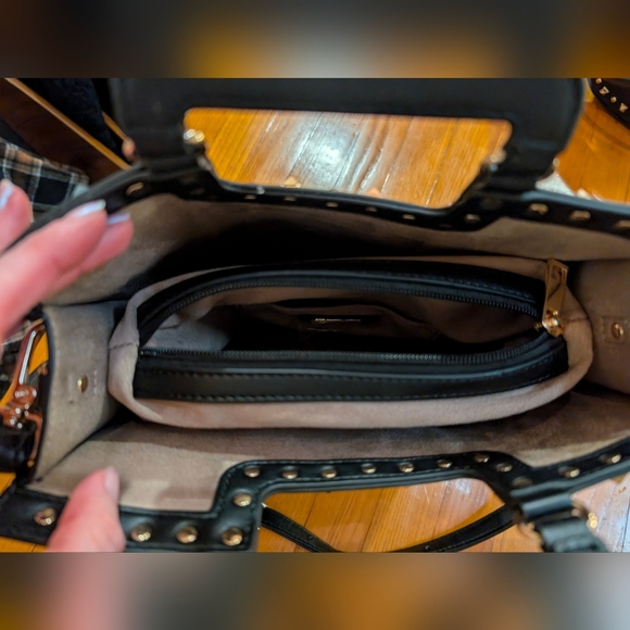 Black Diana leather purse (crossbody or tote) - Picture 7 of 12